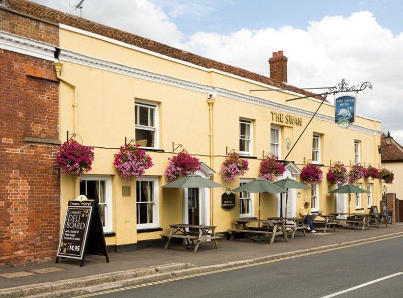 Swan Hotel By Greene King Inns Thaxted Dış mekan fotoğraf